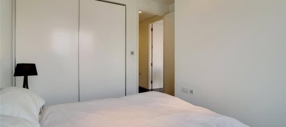 1 bedroom Apartment in London, United Kingdom No. 8404 9