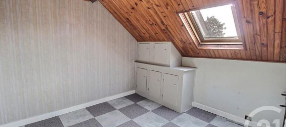 2 bedrooms House in Loir-et-Cher, France No. 254003 5