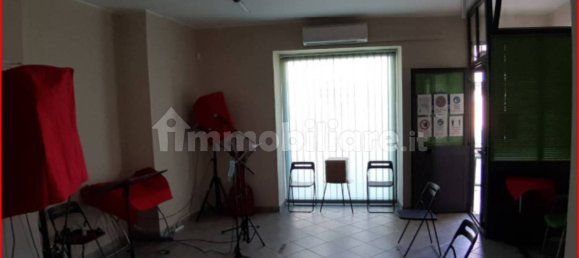 Propiedad comercial de 5 habitaciónes en Messina, Italy No. 271534 4