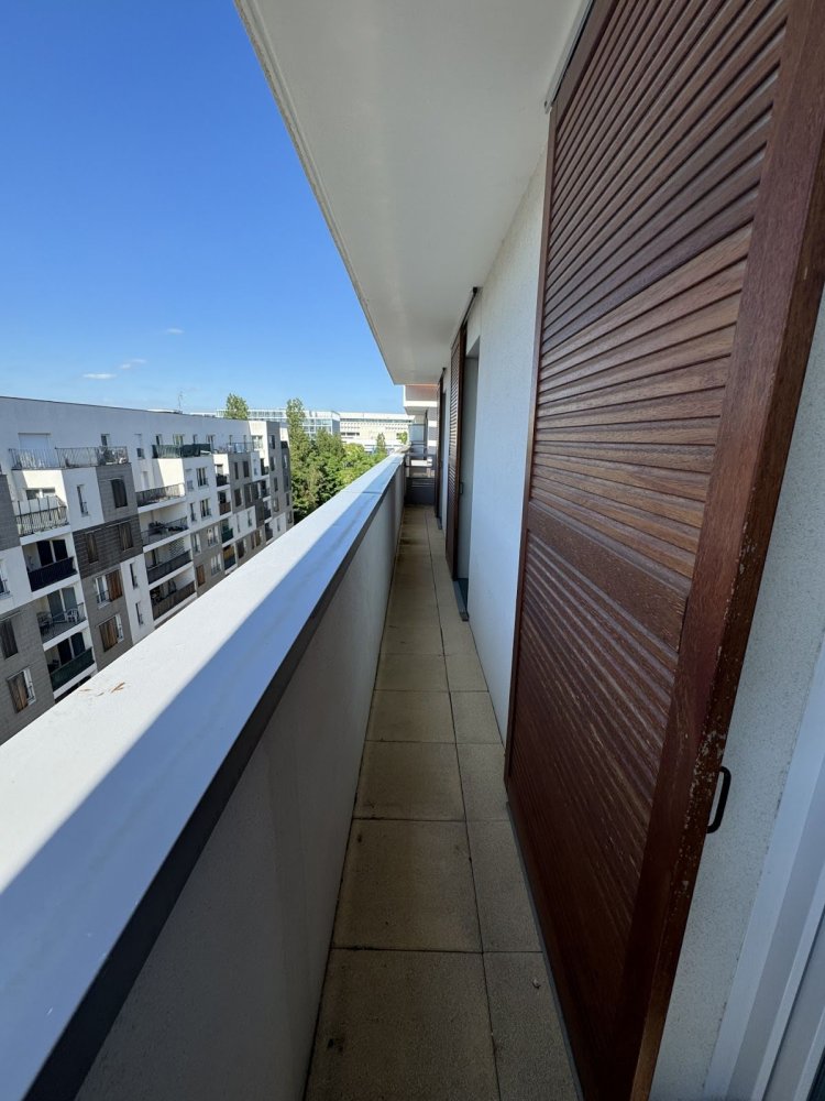 Apartamento de 3 dormitorios en Cergy, France No. 184076