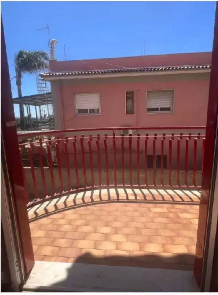 Квартира с 3 комнатами в Фьюмефреддо ди Сицилия, Италия № 146440