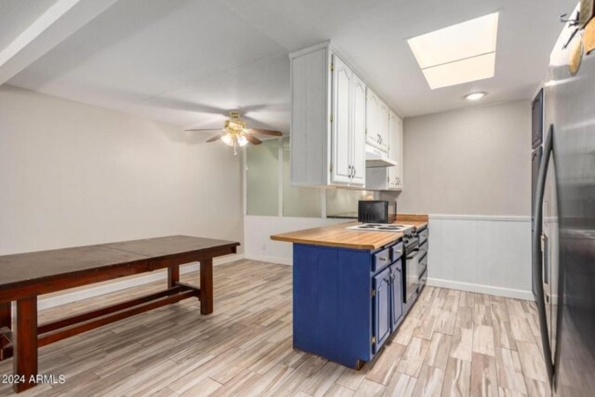 Дом с 2 спальнями в Glendale, США № 225485