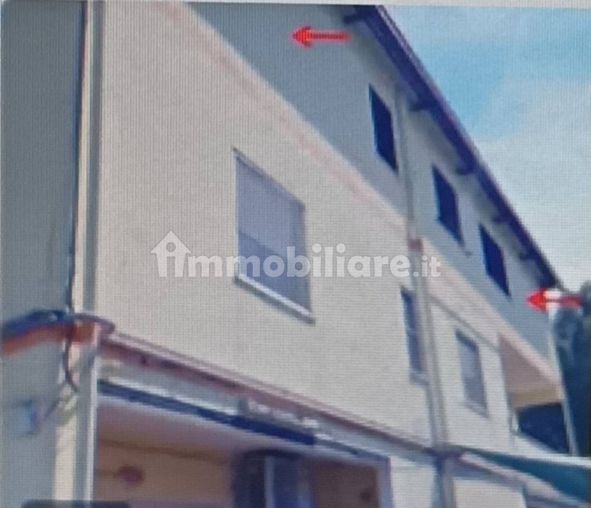 5 bedrooms Apartment in Reggio Calabria, Italy No. 214937