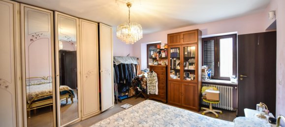 5 rooms Building in Moncalieri, Italy No. 168391 9