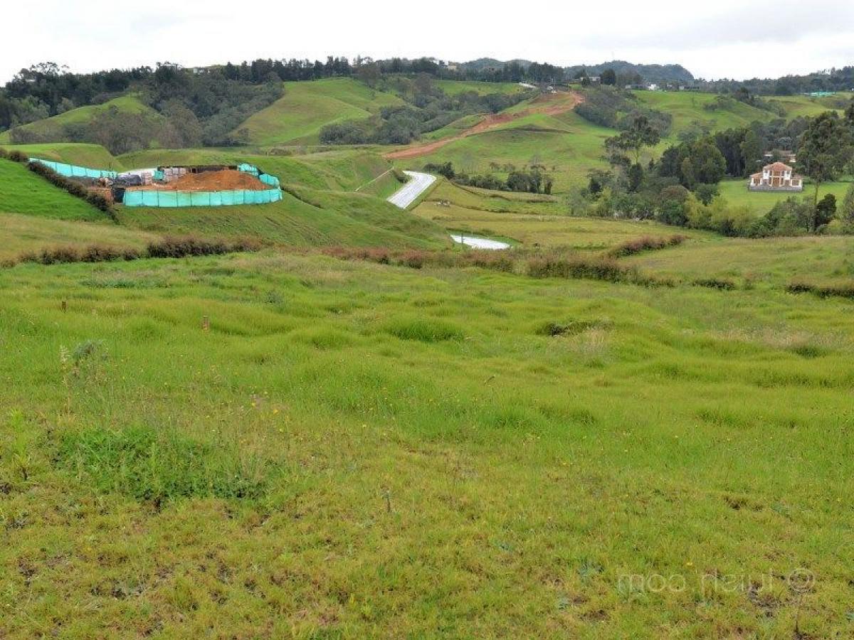 Terreno en Antioquia, Colombia No. 564