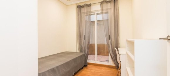 3 bedrooms Apartment in Alicante, Spain No. 188597 30