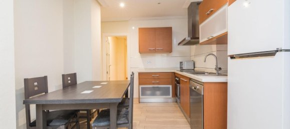 3 bedrooms Apartment in Alicante, Spain No. 188597 2