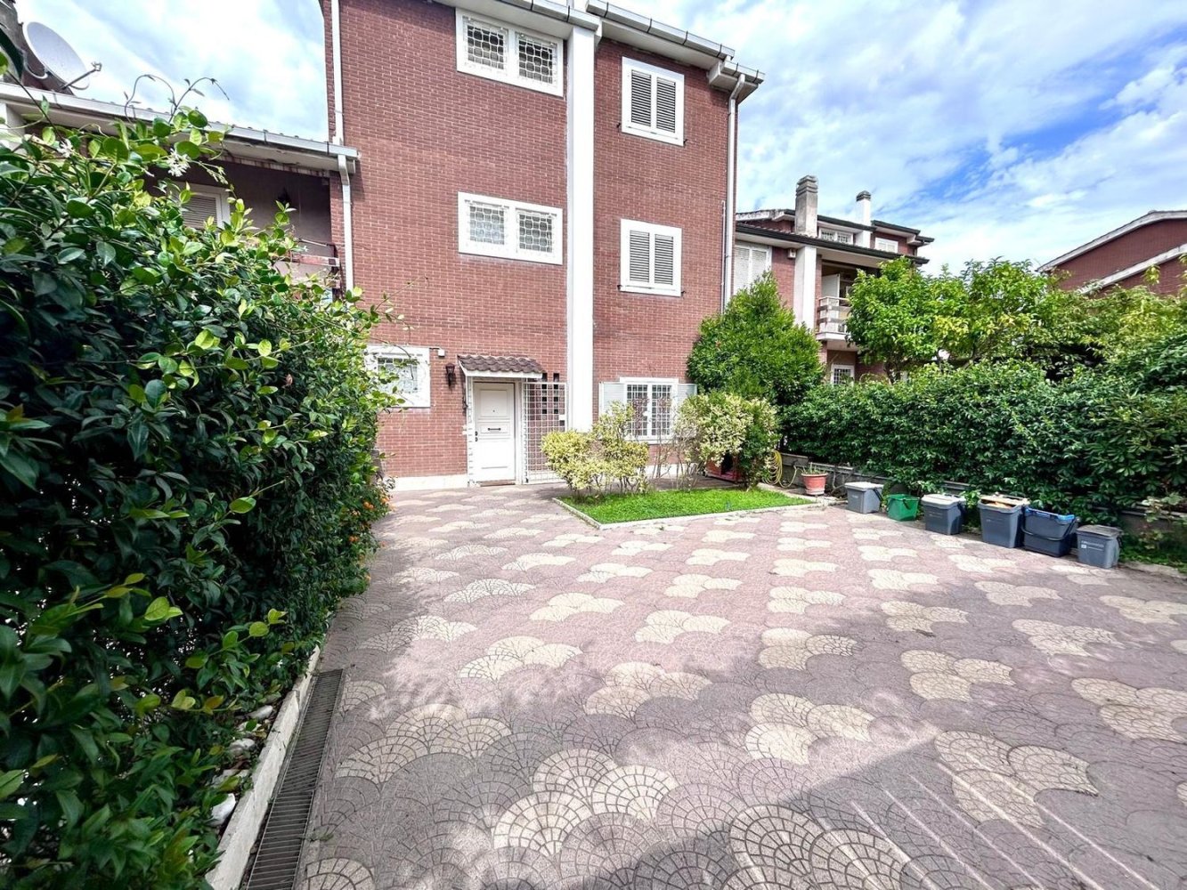 Casa de 6 dormitorios en Rome, Italy No. 365248