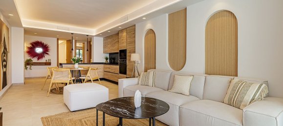 3 bedrooms Apartment in Marbella, Spain No. 50115 2