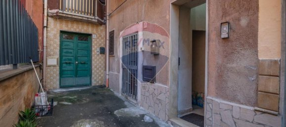 7 rooms House in Lentini, Italy No. 2418 16