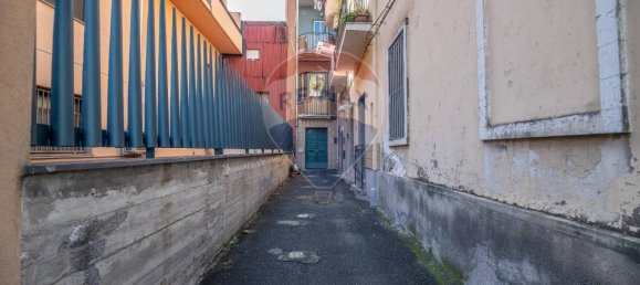 7 rooms House in Lentini, Italy No. 2418 24