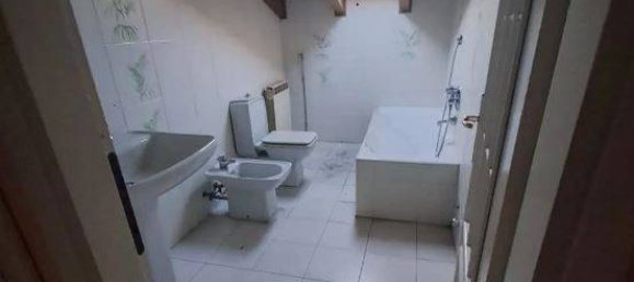 Дом с 3 спальнями в Моццате, Италия № 270203 25