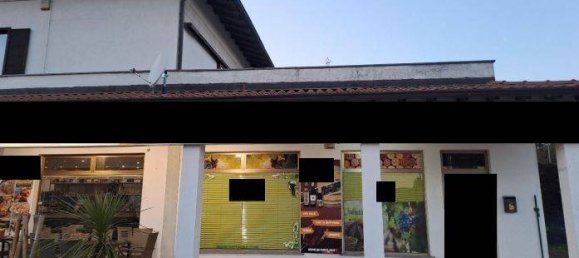 Дом с 3 спальнями в Моццате, Италия № 270203 3