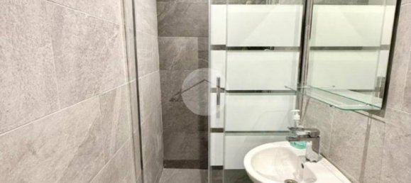 1 bedroom Apartment in Genoa, Italy No. 353279 4