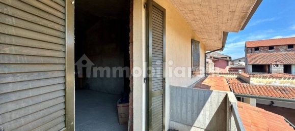 Villa de 2 dormitorios en Comezzano Cizzago, Italy No. 377054 12