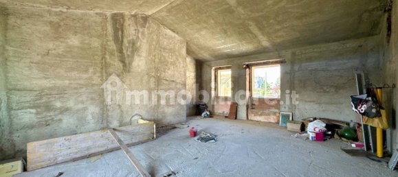 Villa de 2 dormitorios en Comezzano Cizzago, Italy No. 377054 11