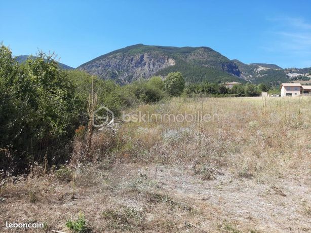 Terrain à Théus, France 1430m² No. 301969