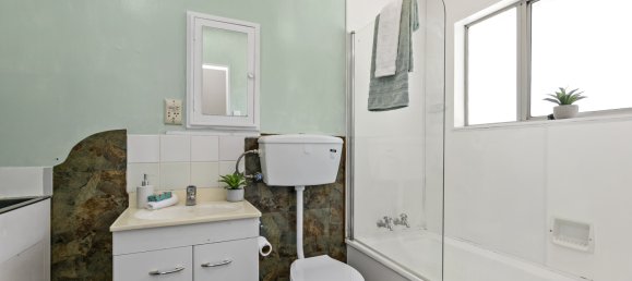 2 Schlafzimmer Haus in Johnsonville, New Zealand, Nr. 143 11