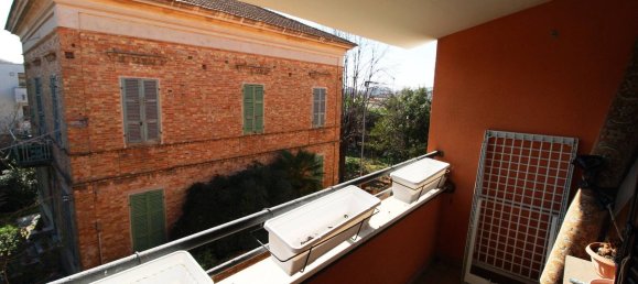 3 bedrooms Apartment in Civitanova Marche, Italy No. 351509 9