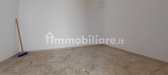 Apartamento de 1 dormitorio en San Vito dei Normanni, Italy No. 118108 11