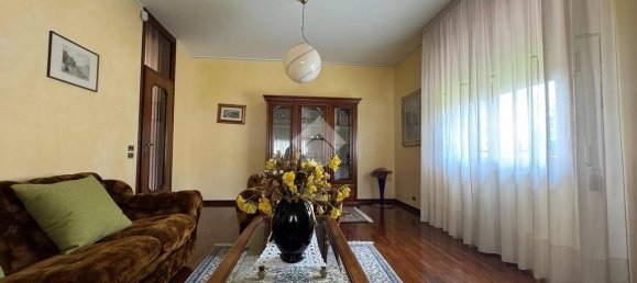 Villa de 3 dormitorios en Volpago del Montello, Italy No. 299268 19