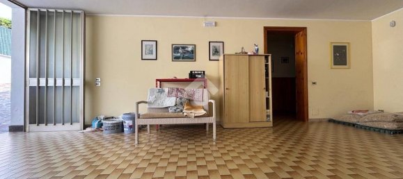 Villa de 3 dormitorios en Volpago del Montello, Italy No. 299268 25