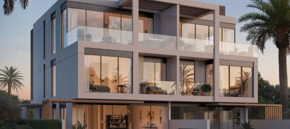 6 bedrooms Villa in Dubai, UAE No. 21114 2