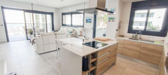 3 bedrooms Apartment in Benidorm, Spain No. 165560 16