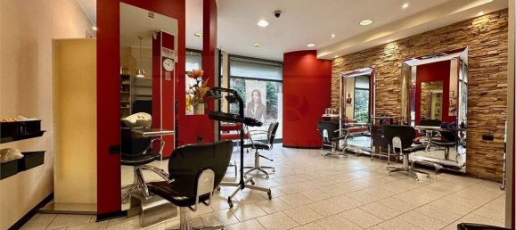 2غرفة عقار تجاري في Bollate, Italy رقم 211681 8