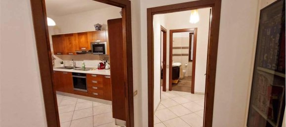 Apartamento de 4 habitaciónes en Besozzo, Italy No. 26033 6