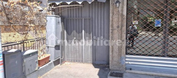 2 rooms Commercial property in Rome, Italy No. 349177 16