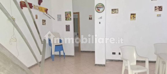2 rooms Commercial property in Rome, Italy No. 349177 12
