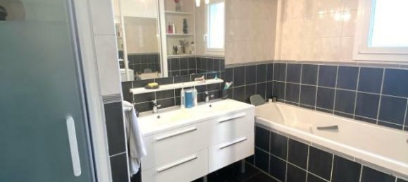 5 Schlafzimmer Haus in Conches-en-Ouche, France, Nr. 205577 11