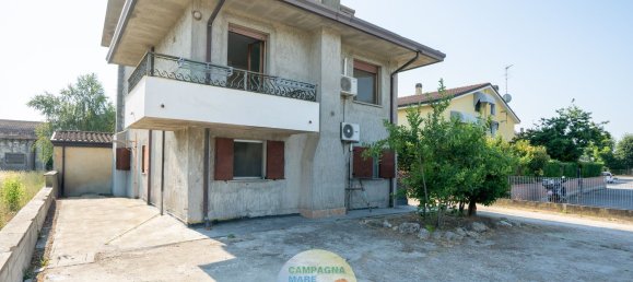 8غرفة منزل في Lagosanto, Italy رقم 293222 3