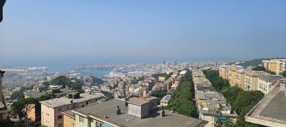 5 bedrooms Apartment in Genoa, Italy No. 341922 4