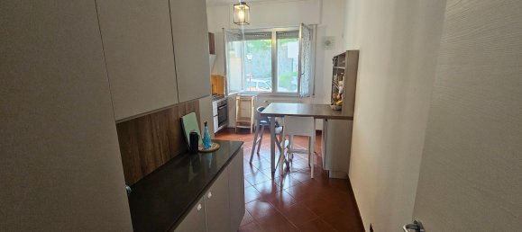5 bedrooms Apartment in Genoa, Italy No. 341922 12