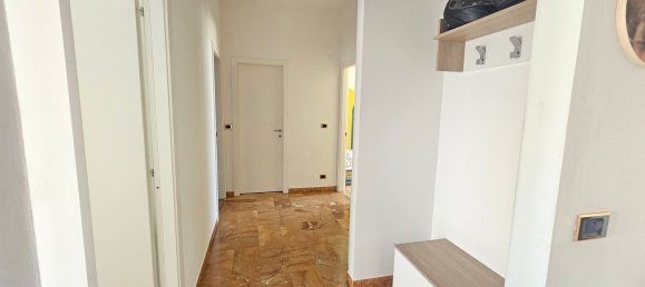 5 bedrooms Apartment in Genoa, Italy No. 341922 28