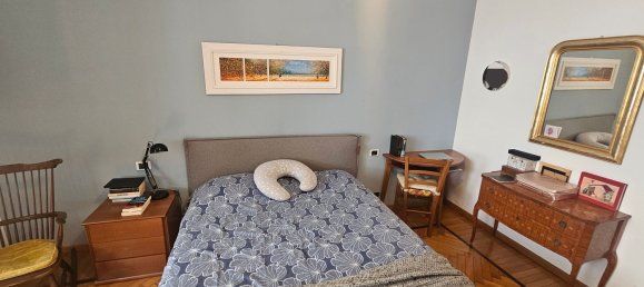 5 bedrooms Apartment in Genoa, Italy No. 341922 19