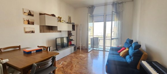 5 bedrooms Apartment in Genoa, Italy No. 341922 9