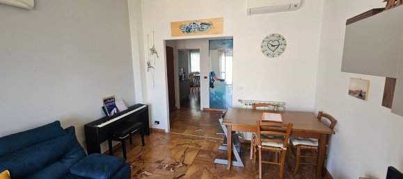 5 bedrooms Apartment in Genoa, Italy No. 341922 8