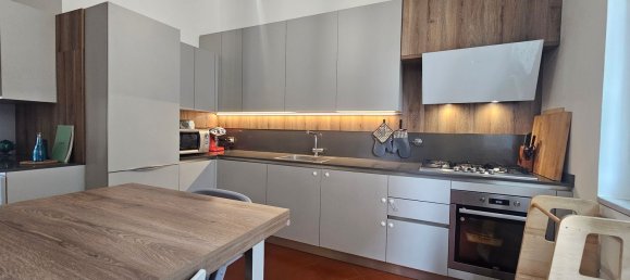 5 bedrooms Apartment in Genoa, Italy No. 341922 10