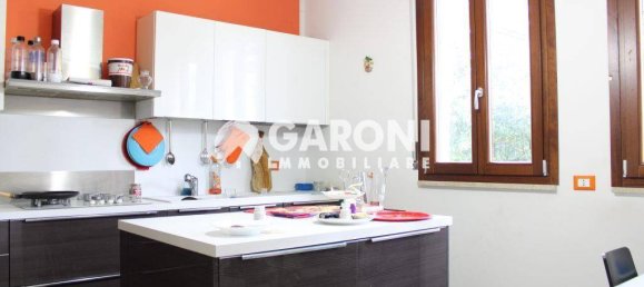 4 bedrooms Villa in Faenza, Italy No. 111783 9