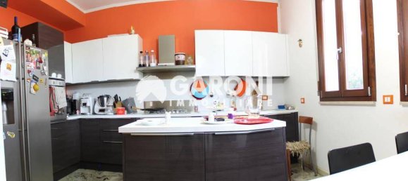 4 bedrooms Villa in Faenza, Italy No. 111783 5