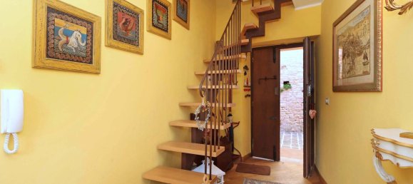 4-salle Maison à Nocera Umbra, Italy No. 108809 24