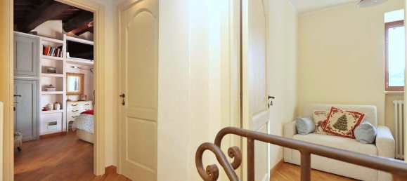 4-salle Maison à Nocera Umbra, Italy No. 108809 15