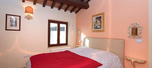 4-salle Maison à Nocera Umbra, Italy No. 108809 13