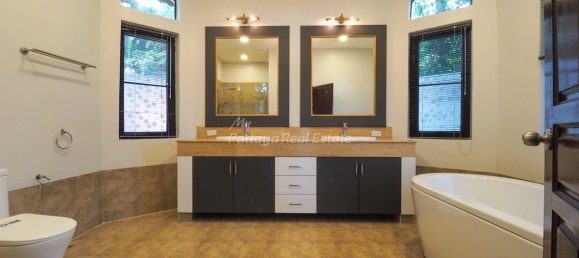 5 bedrooms Cafe / restaurant in Pattaya, Thailand No. 22954 30