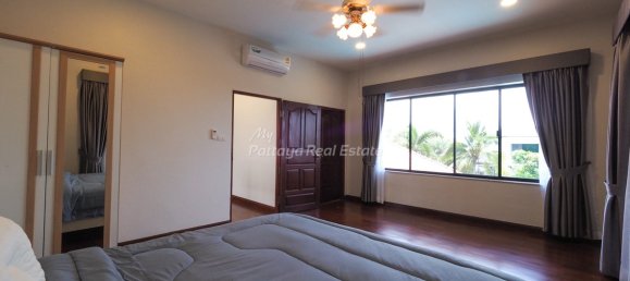 5 bedrooms Cafe / restaurant in Pattaya, Thailand No. 22954 4