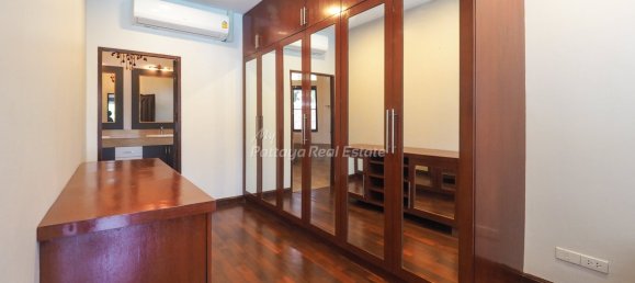 5 bedrooms Cafe / restaurant in Pattaya, Thailand No. 22954 16