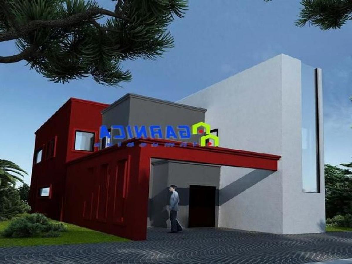 3 bedrooms House in Ituzaingo, Argentina No. 103427